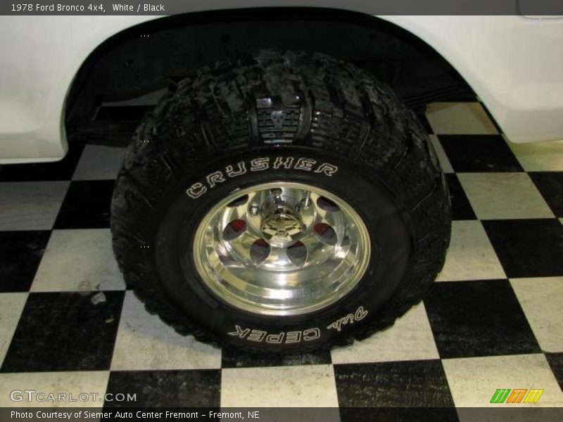 Custom Wheels of 1978 Bronco 4x4