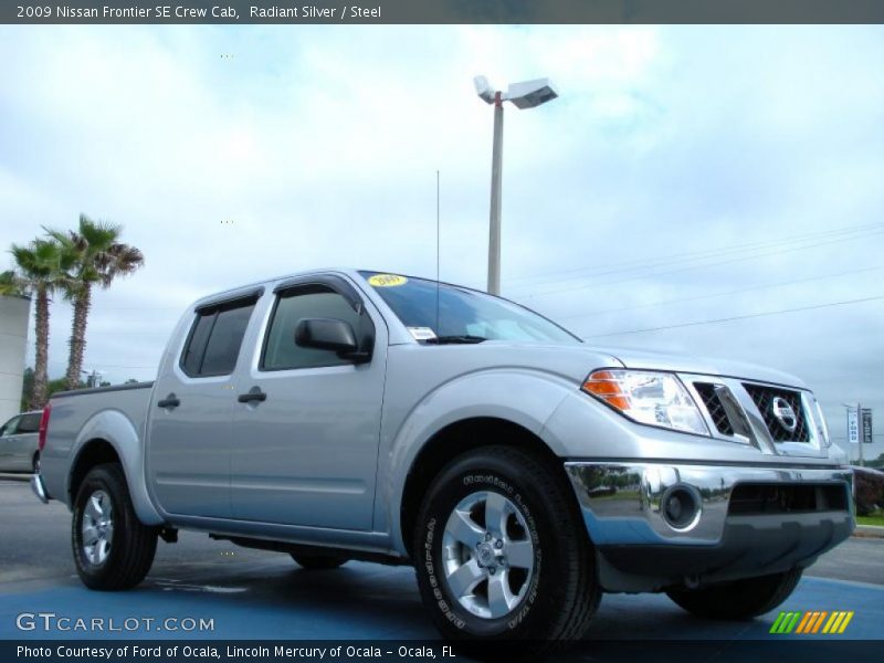 Radiant Silver / Steel 2009 Nissan Frontier SE Crew Cab