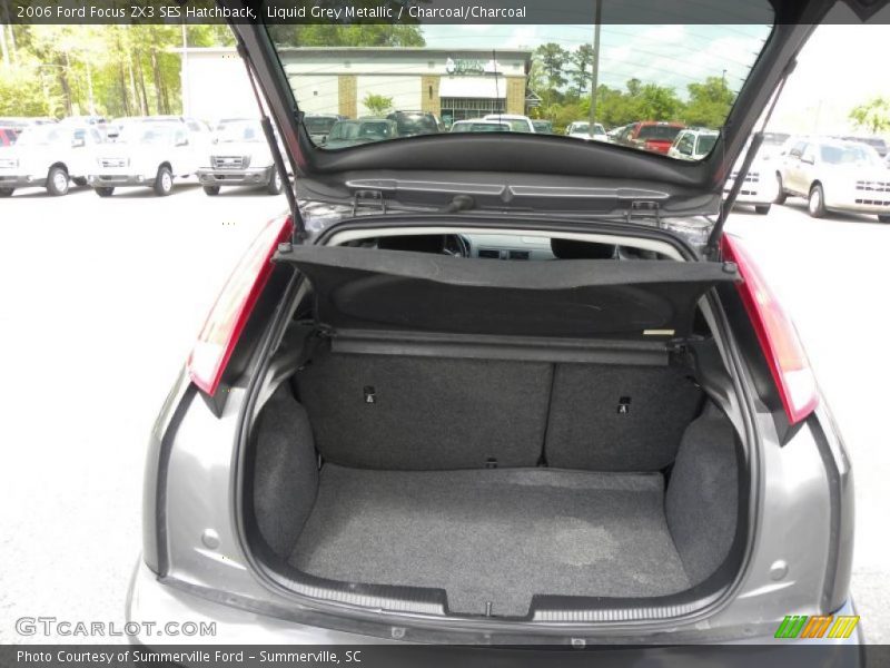  2006 Focus ZX3 SES Hatchback Trunk