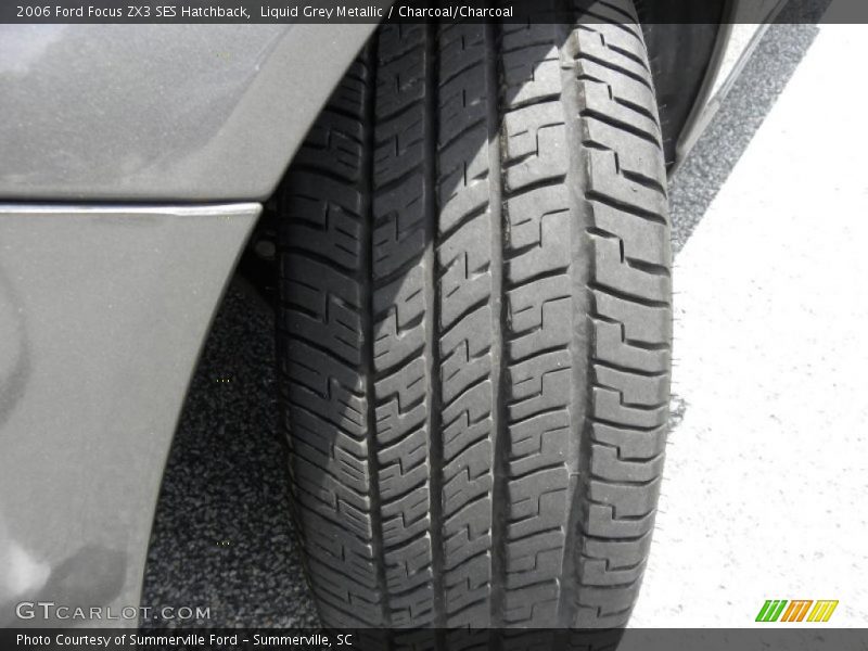 Liquid Grey Metallic / Charcoal/Charcoal 2006 Ford Focus ZX3 SES Hatchback