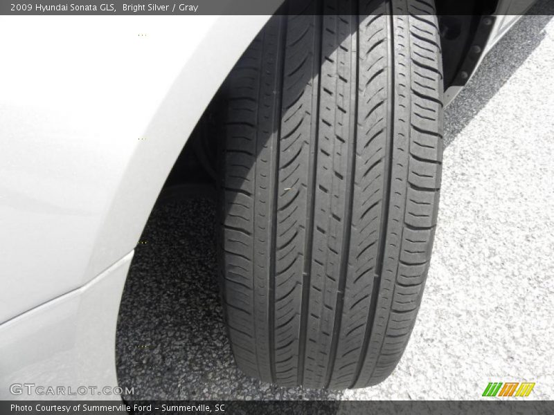 Bright Silver / Gray 2009 Hyundai Sonata GLS