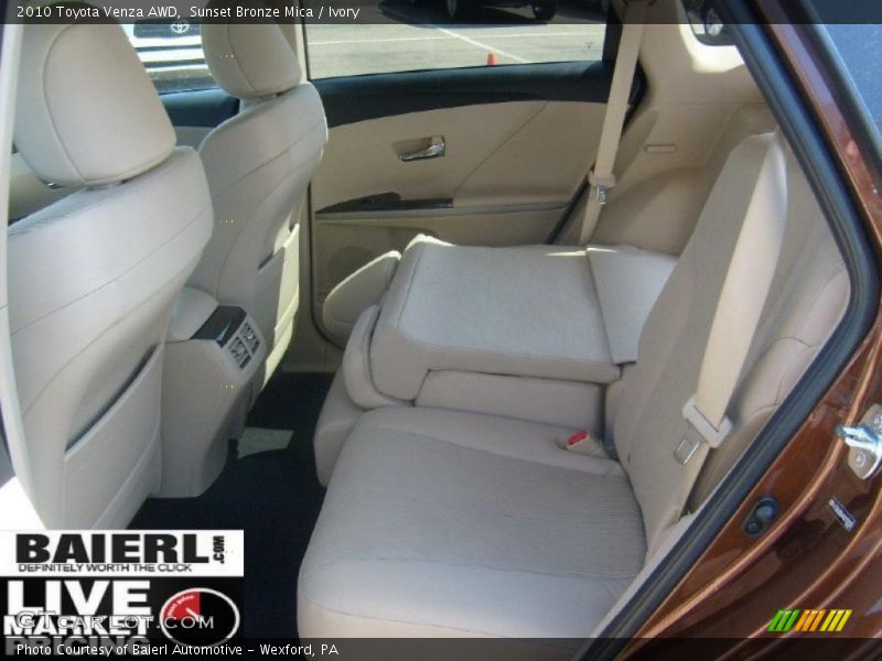 Sunset Bronze Mica / Ivory 2010 Toyota Venza AWD