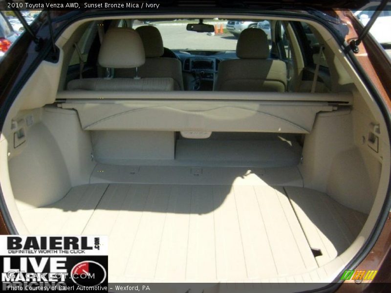 Sunset Bronze Mica / Ivory 2010 Toyota Venza AWD