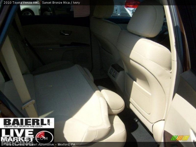 Sunset Bronze Mica / Ivory 2010 Toyota Venza AWD