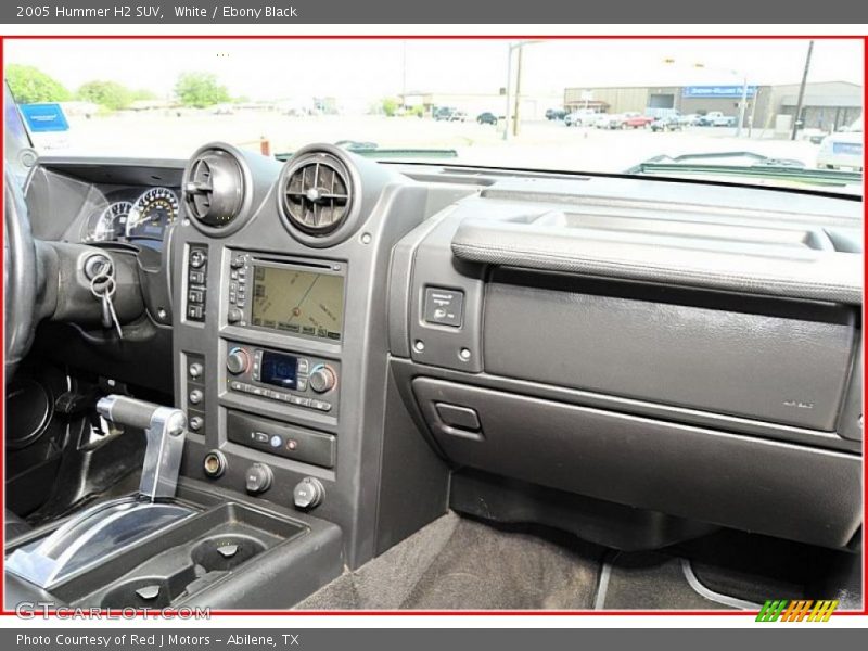 White / Ebony Black 2005 Hummer H2 SUV