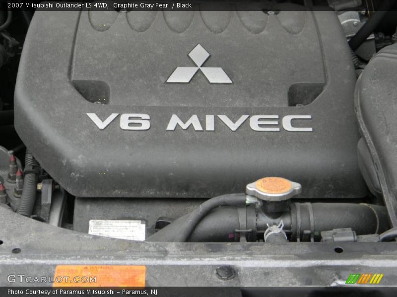 Graphite Gray Pearl / Black 2007 Mitsubishi Outlander LS 4WD