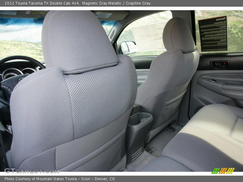 Magnetic Gray Metallic / Graphite Gray 2011 Toyota Tacoma TX Double Cab 4x4