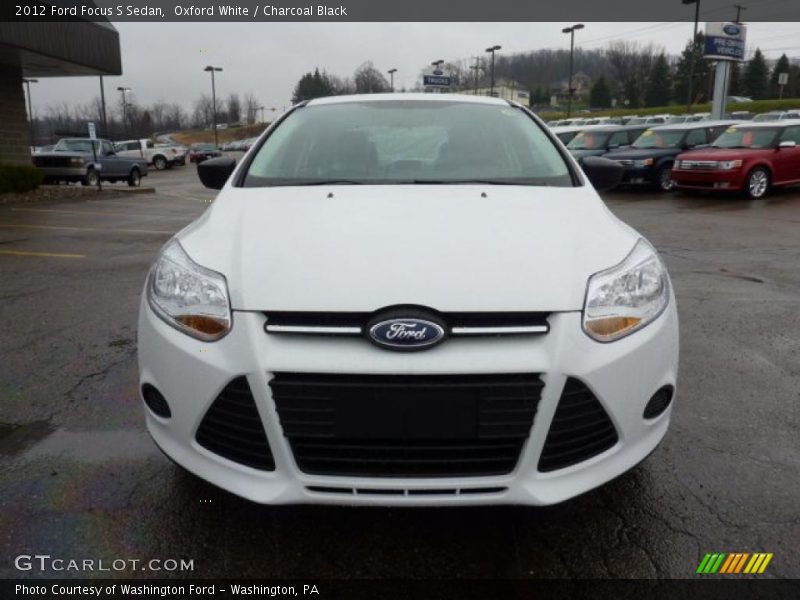 Oxford White / Charcoal Black 2012 Ford Focus S Sedan