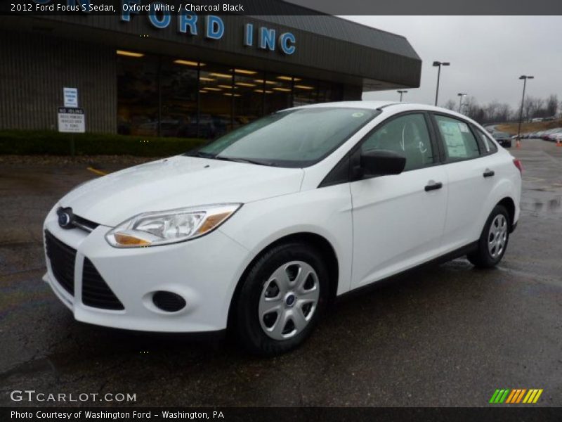 Oxford White / Charcoal Black 2012 Ford Focus S Sedan