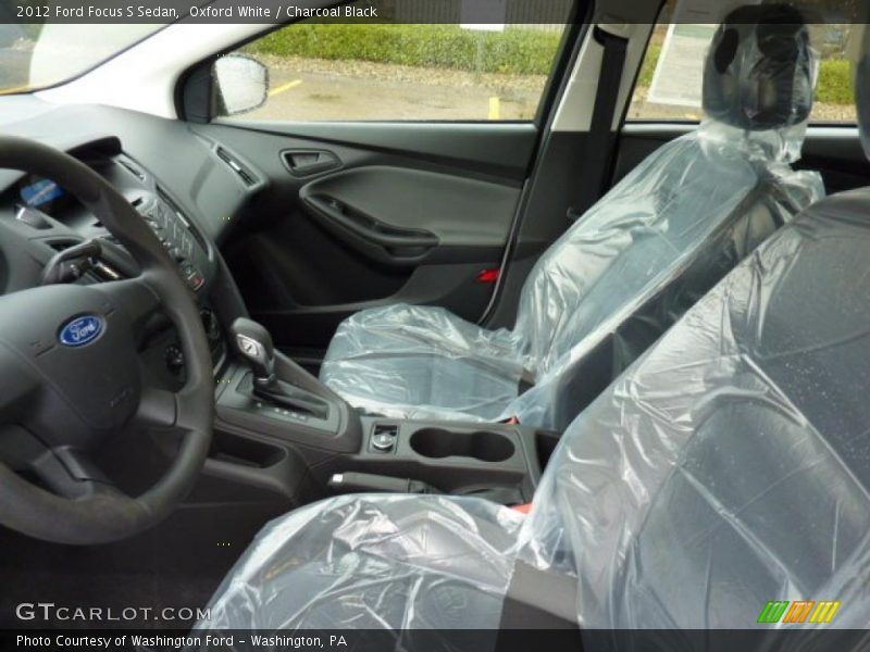 Oxford White / Charcoal Black 2012 Ford Focus S Sedan