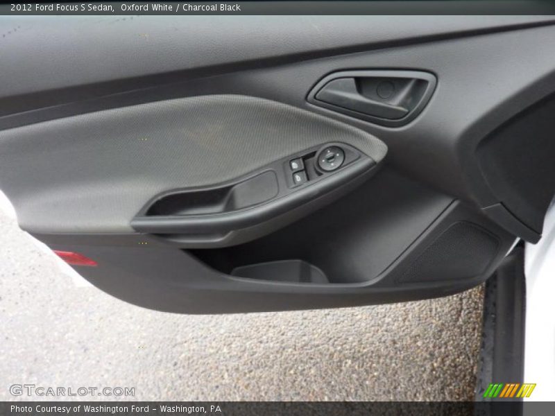 Door Panel of 2012 Focus S Sedan