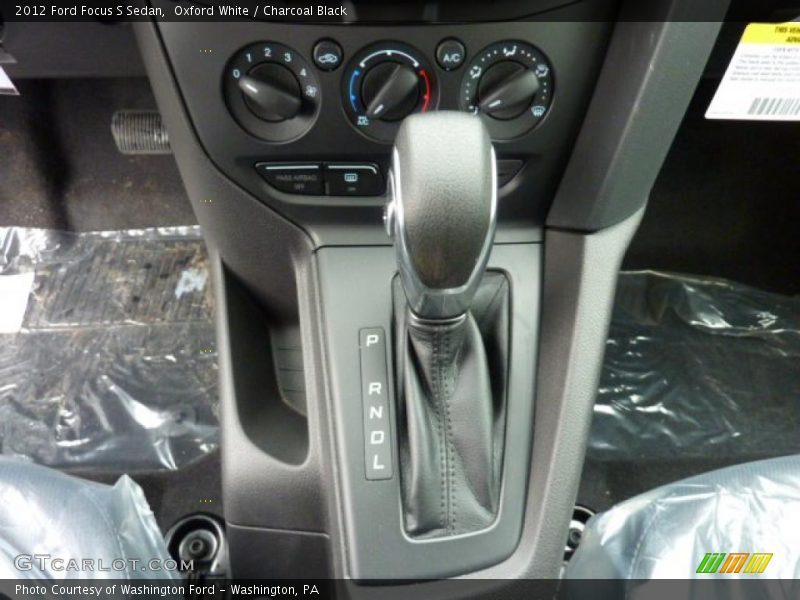  2012 Focus S Sedan 6 Speed Automatic Shifter