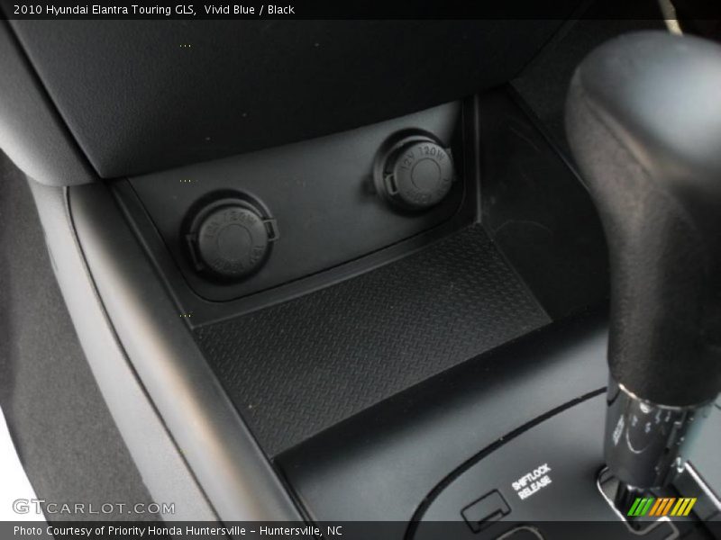 Vivid Blue / Black 2010 Hyundai Elantra Touring GLS