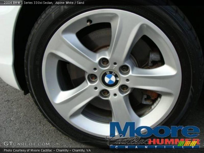 Alpine White / Sand 2004 BMW 3 Series 330xi Sedan