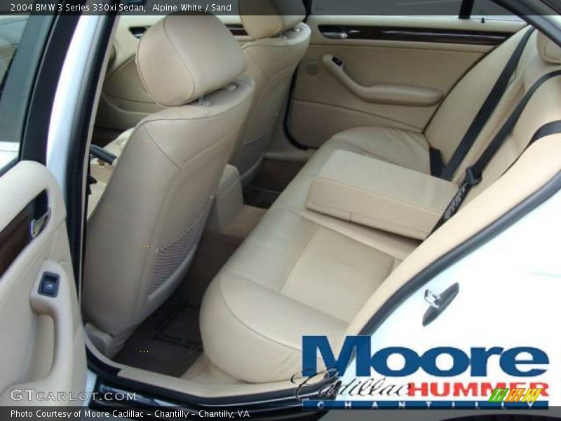 Alpine White / Sand 2004 BMW 3 Series 330xi Sedan