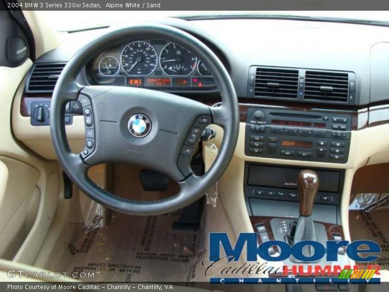 Alpine White / Sand 2004 BMW 3 Series 330xi Sedan