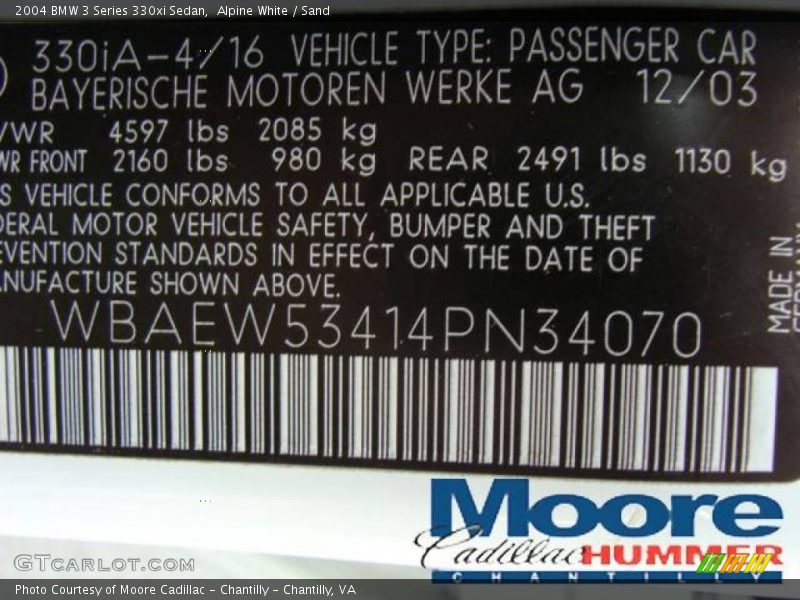 Alpine White / Sand 2004 BMW 3 Series 330xi Sedan