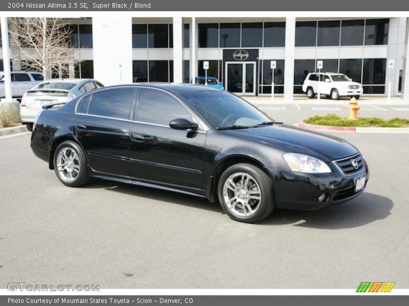 Super Black / Blond 2004 Nissan Altima 3.5 SE