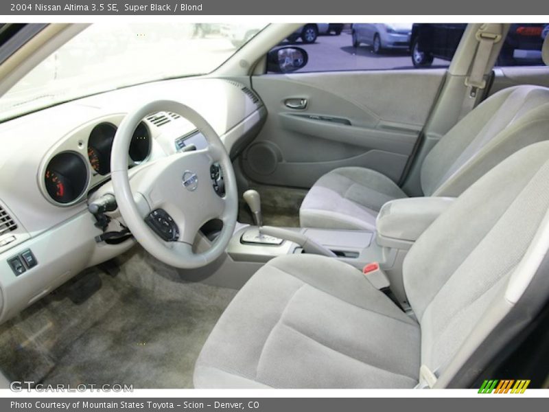 Super Black / Blond 2004 Nissan Altima 3.5 SE