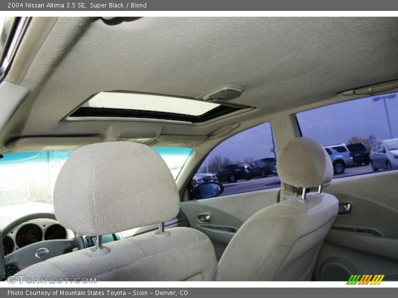 Super Black / Blond 2004 Nissan Altima 3.5 SE