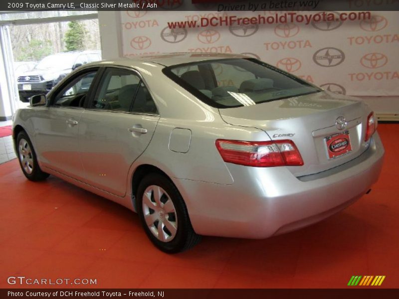Classic Silver Metallic / Ash 2009 Toyota Camry LE