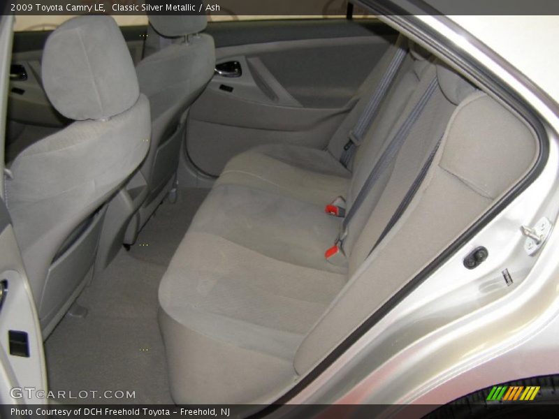 Classic Silver Metallic / Ash 2009 Toyota Camry LE