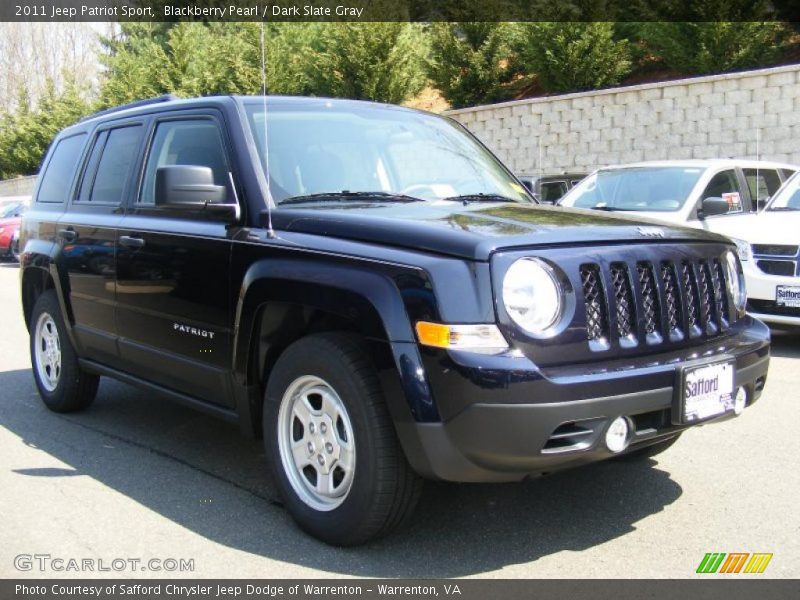 Blackberry Pearl / Dark Slate Gray 2011 Jeep Patriot Sport