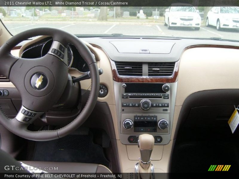 White Diamond Tricoat / Cocoa/Cashmere 2011 Chevrolet Malibu LTZ