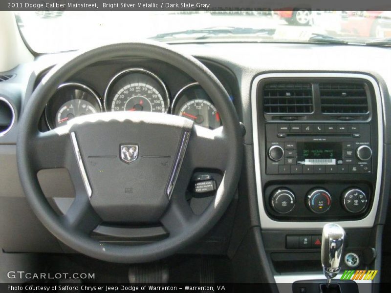 Bright Silver Metallic / Dark Slate Gray 2011 Dodge Caliber Mainstreet