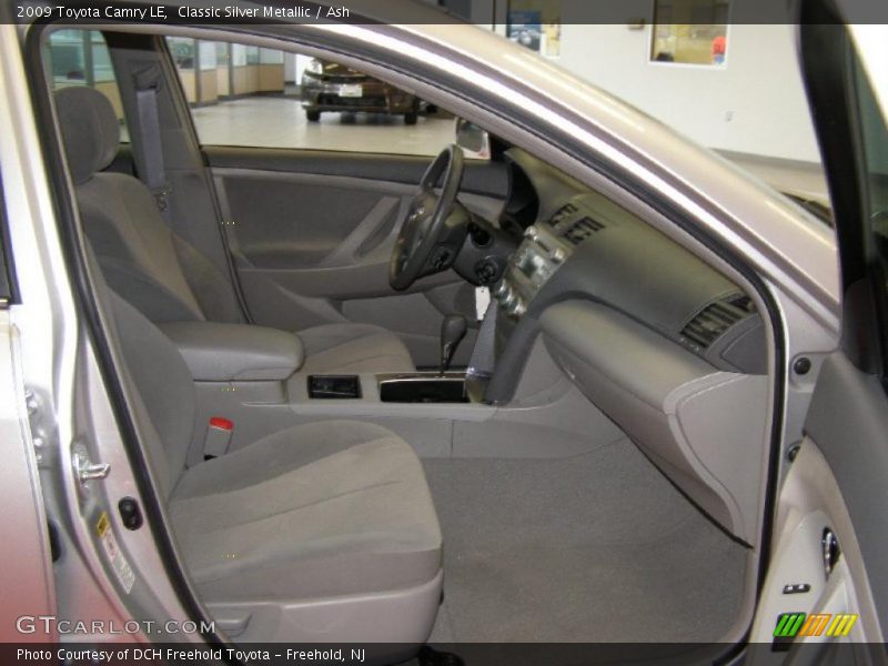 Classic Silver Metallic / Ash 2009 Toyota Camry LE