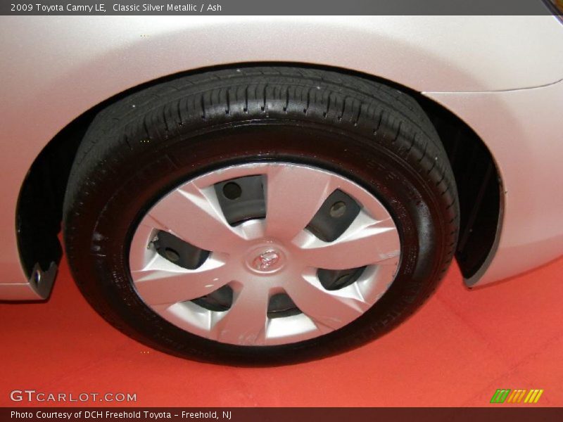 Classic Silver Metallic / Ash 2009 Toyota Camry LE