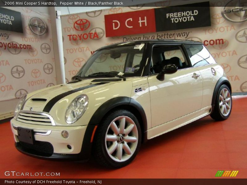 Pepper White / Black/Panther Black 2006 Mini Cooper S Hardtop