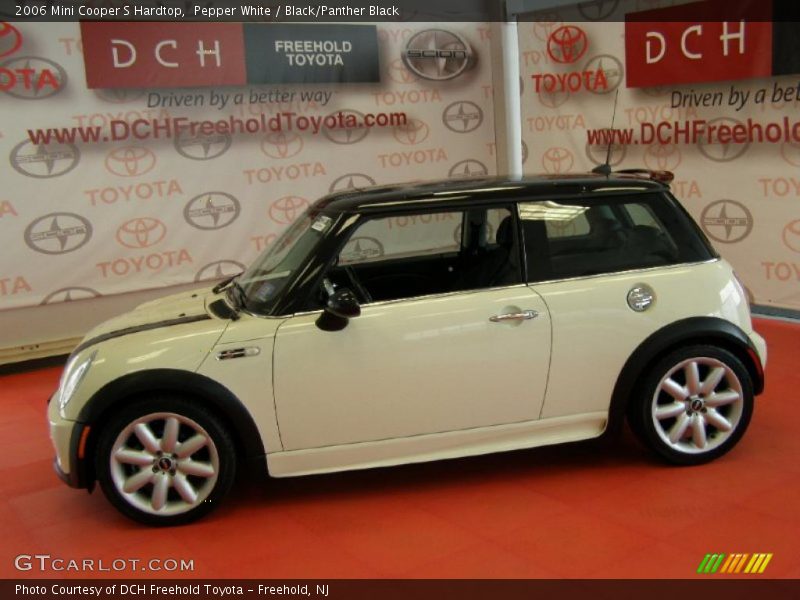 Pepper White / Black/Panther Black 2006 Mini Cooper S Hardtop