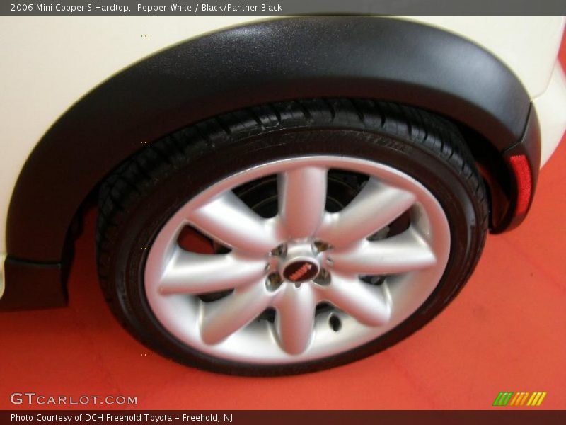 Pepper White / Black/Panther Black 2006 Mini Cooper S Hardtop