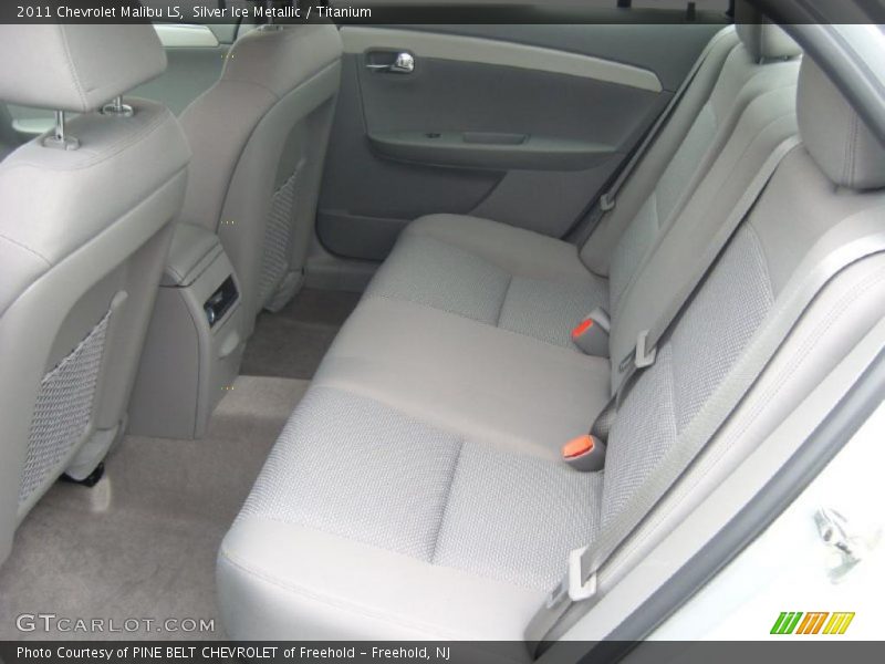 Silver Ice Metallic / Titanium 2011 Chevrolet Malibu LS