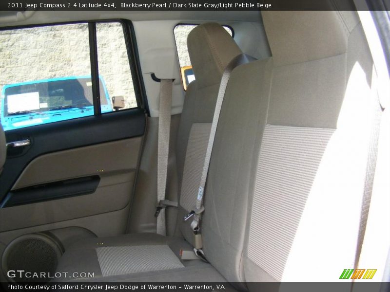  2011 Compass 2.4 Latitude 4x4 Dark Slate Gray/Light Pebble Beige Interior