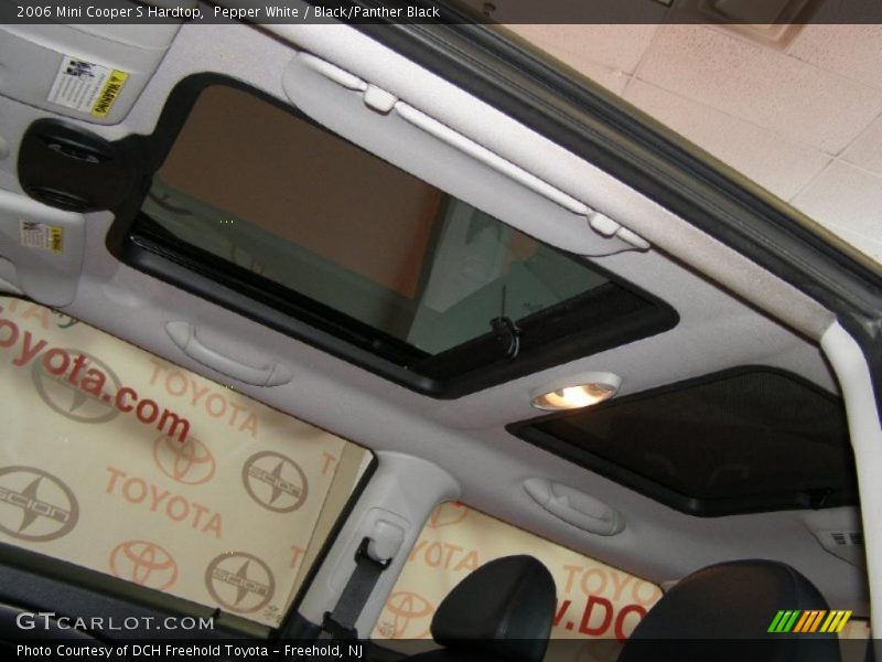 Pepper White / Black/Panther Black 2006 Mini Cooper S Hardtop
