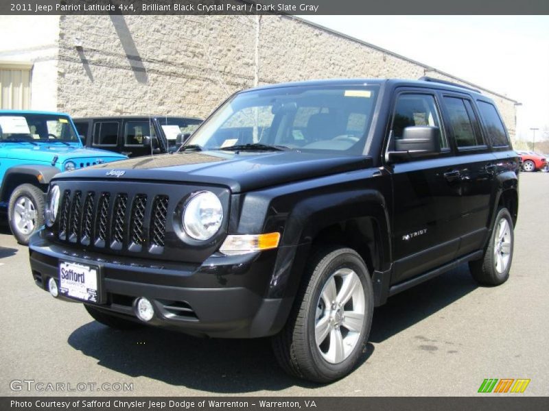 Brilliant Black Crystal Pearl / Dark Slate Gray 2011 Jeep Patriot Latitude 4x4