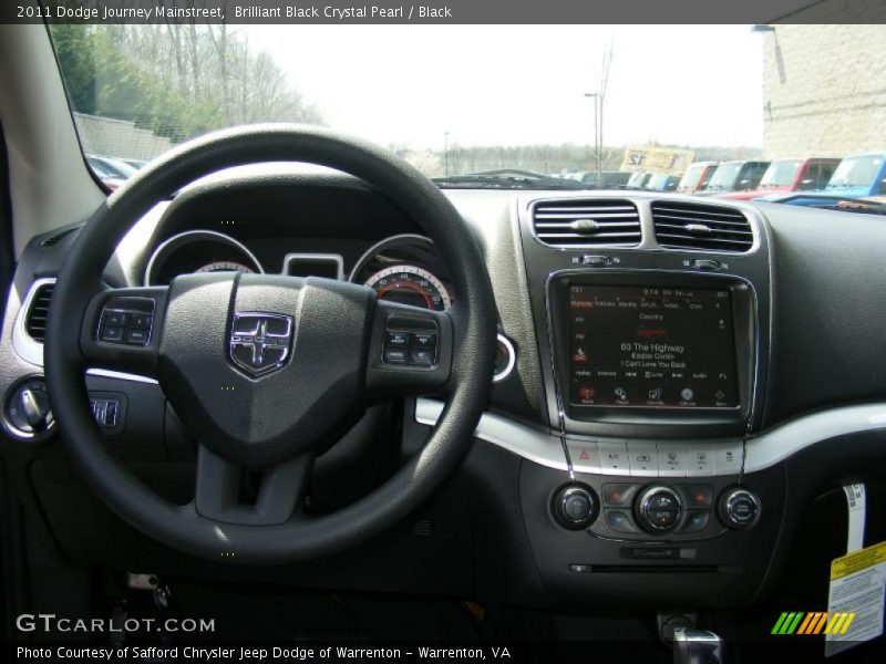 Brilliant Black Crystal Pearl / Black 2011 Dodge Journey Mainstreet