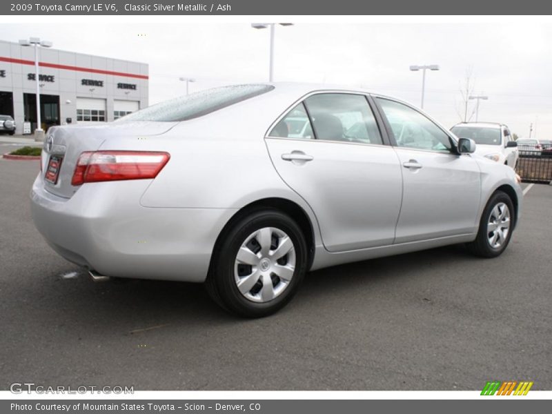 Classic Silver Metallic / Ash 2009 Toyota Camry LE V6