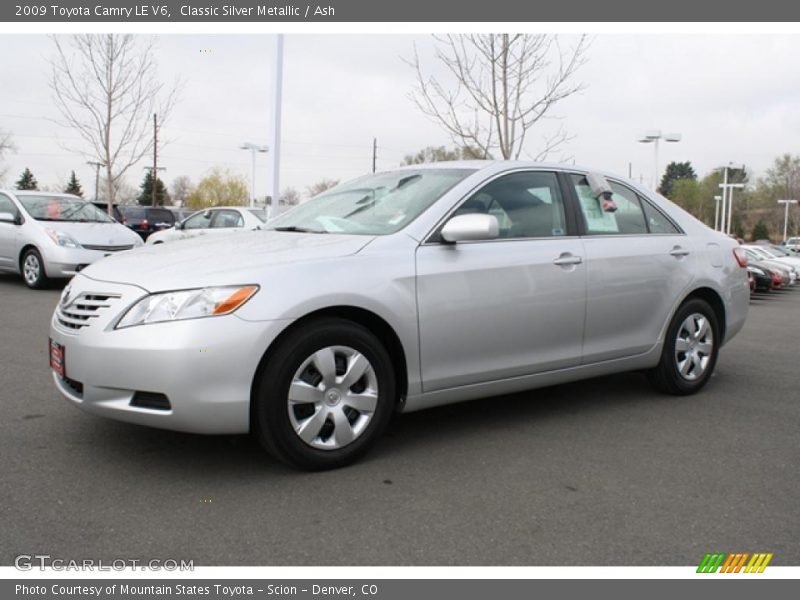 Classic Silver Metallic / Ash 2009 Toyota Camry LE V6