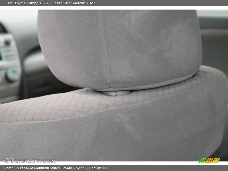 Classic Silver Metallic / Ash 2009 Toyota Camry LE V6