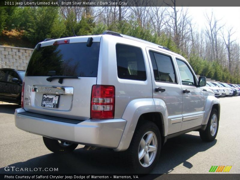 Bright Silver Metallic / Dark Slate Gray 2011 Jeep Liberty Limited 4x4