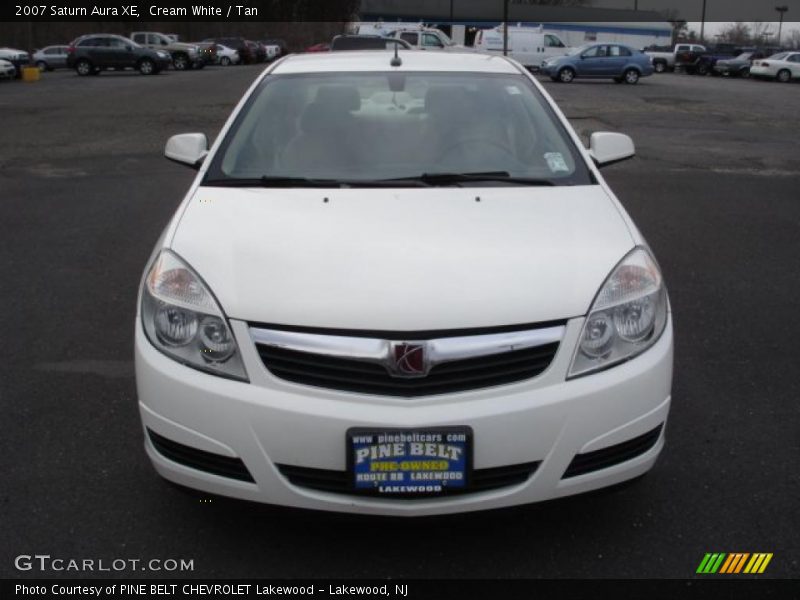 Cream White / Tan 2007 Saturn Aura XE