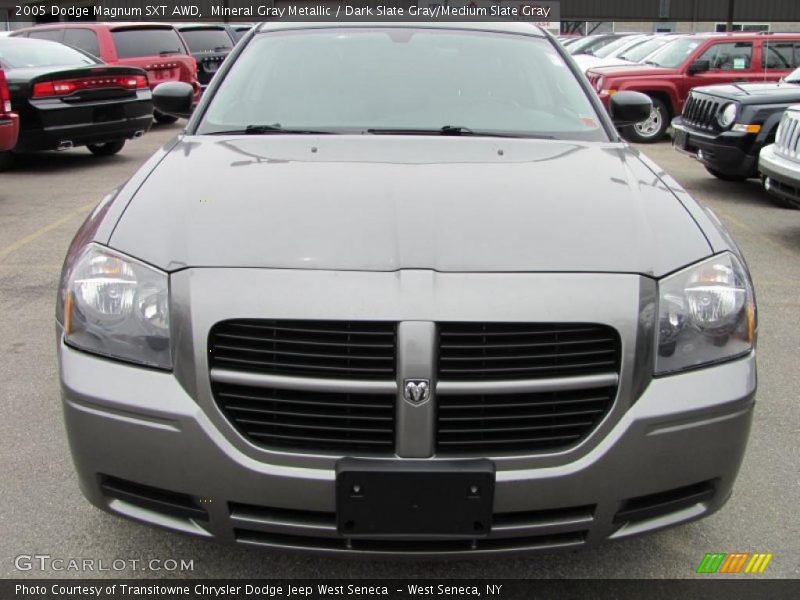  2005 Magnum SXT AWD Mineral Gray Metallic