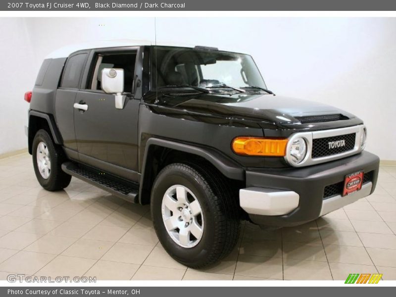 Black Diamond / Dark Charcoal 2007 Toyota FJ Cruiser 4WD