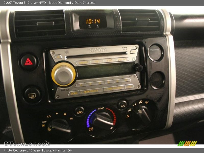 Black Diamond / Dark Charcoal 2007 Toyota FJ Cruiser 4WD