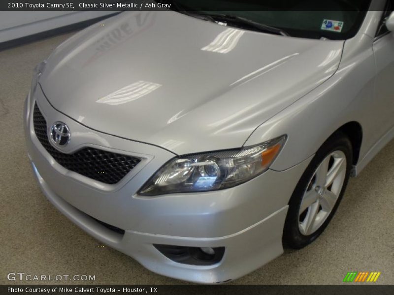 Classic Silver Metallic / Ash Gray 2010 Toyota Camry SE
