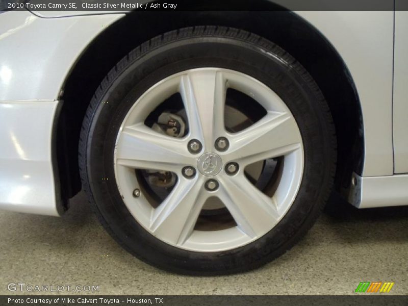 Classic Silver Metallic / Ash Gray 2010 Toyota Camry SE