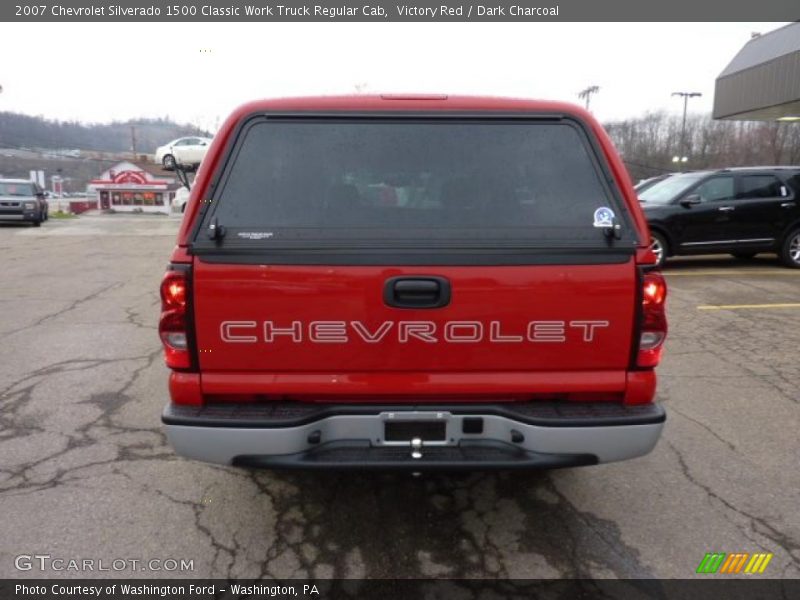 Victory Red / Dark Charcoal 2007 Chevrolet Silverado 1500 Classic Work Truck Regular Cab